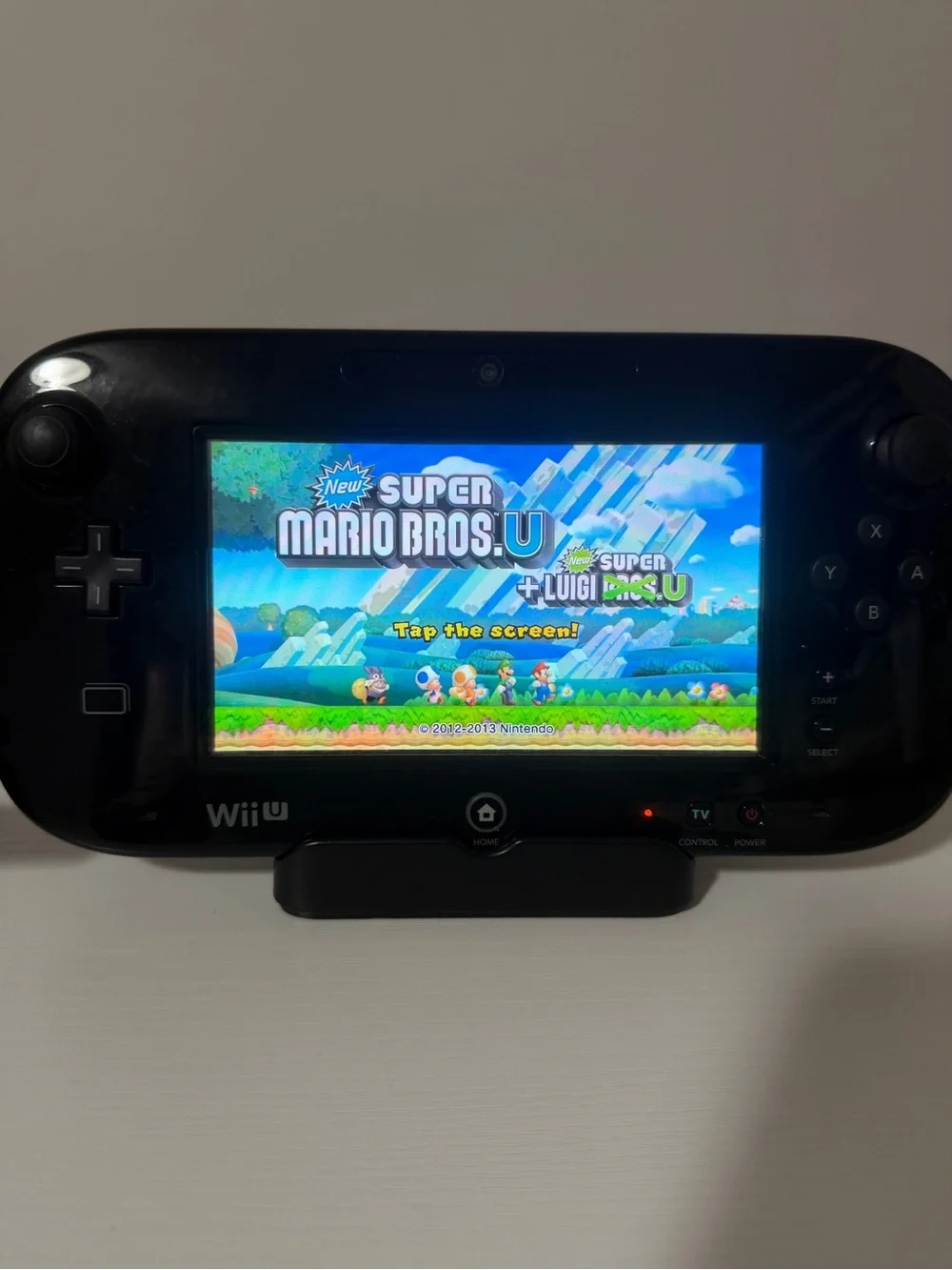 Nintendo Wii U Pink GamePad with Accessories